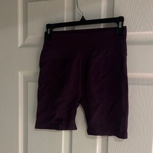 Spiritual Gangster High-Waist Bike Shorts - Deep Plum